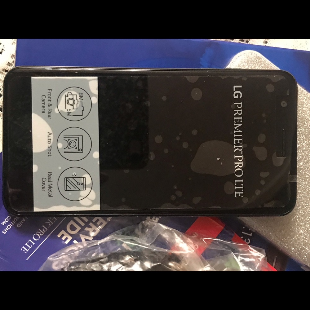 Tracfone - Picture 3 of 3